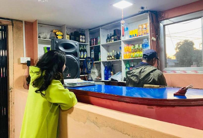 پانسیون Bhupusainik