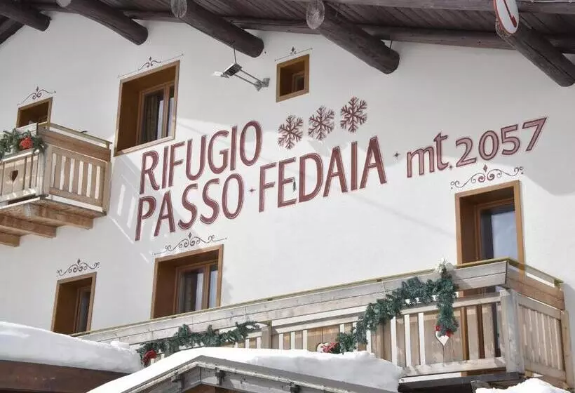 ペンション Rifugio Fedaia