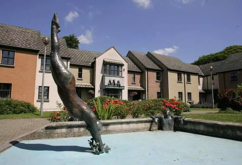 پانسیون Brennan Court Guest Accommodation