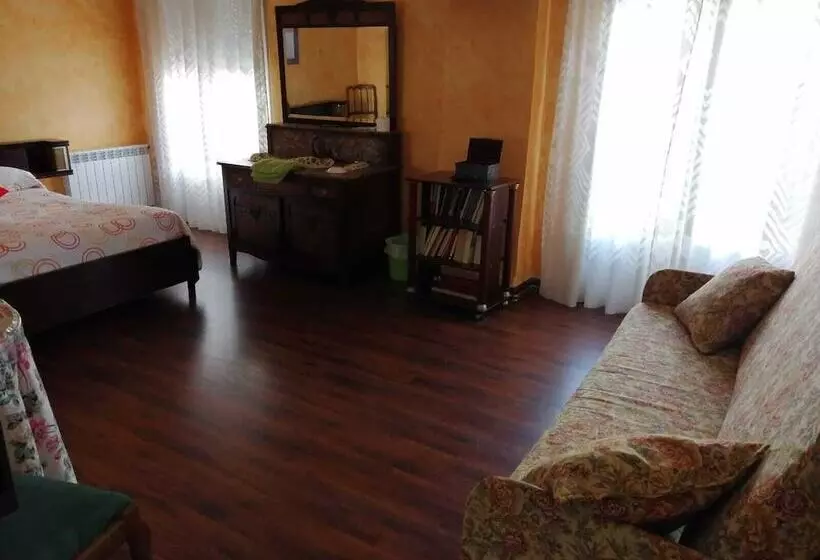 Majatalo Hospedaje Menendez Pelayo