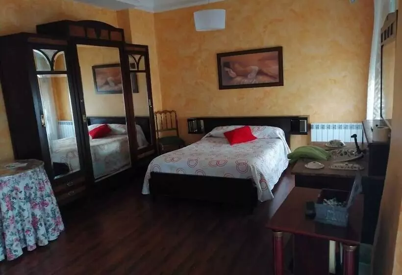 Majatalo Hospedaje Menendez Pelayo
