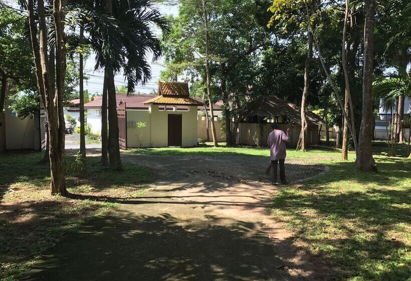 Phuchaofa Pool Villa