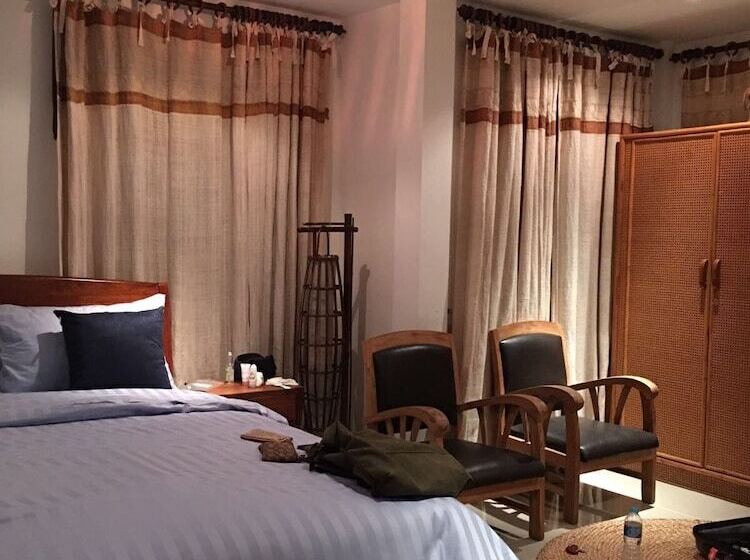 Phuchaofa Pool Villa