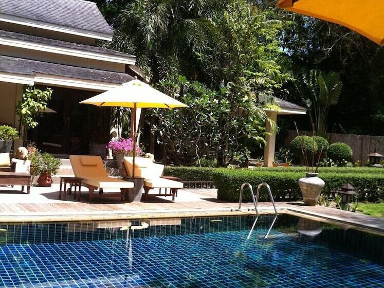 Phuchaofa Pool Villa