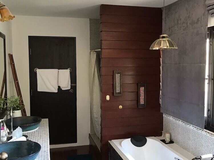 Phuchaofa Pool Villa