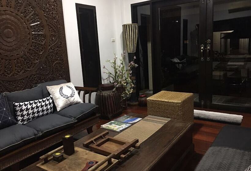 Phuchaofa Pool Villa