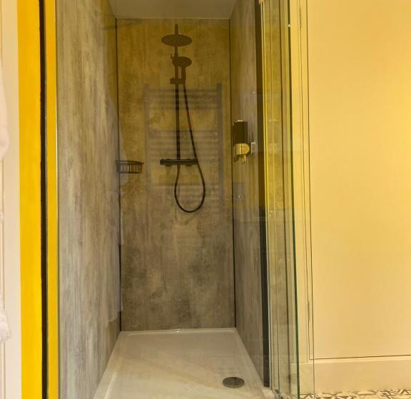 פנסיון Garden Park Guest House