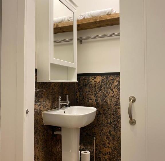 פנסיון Garden Park Guest House