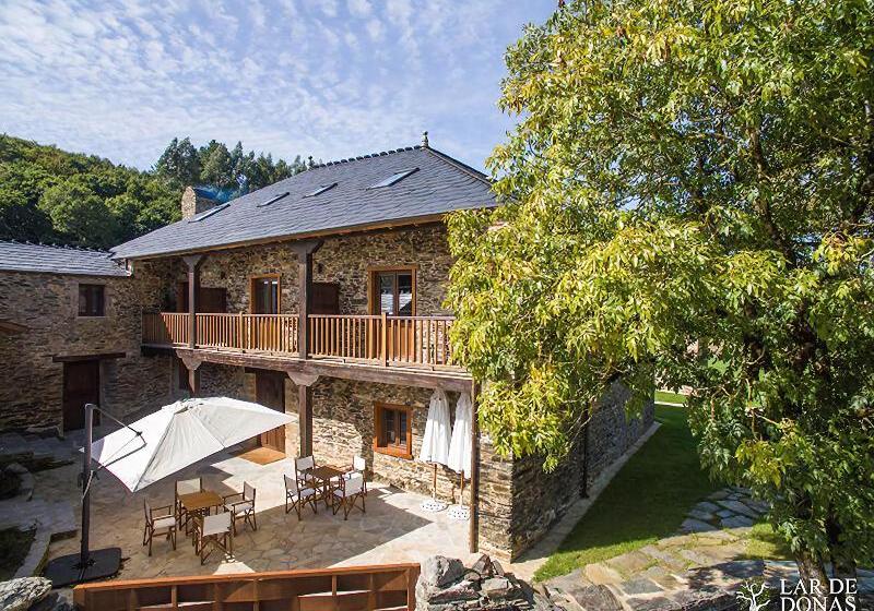 ペンション Lar De Donas