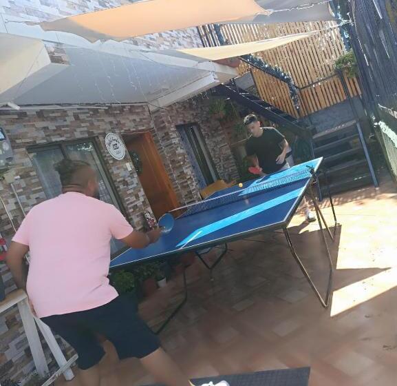 فندق صغير Hostal Familiar S&g