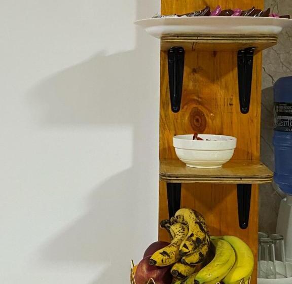 فندق صغير Hostal Familiar S&g