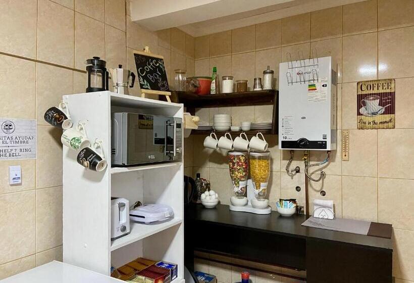 فندق صغير Hostal Familiar S&g