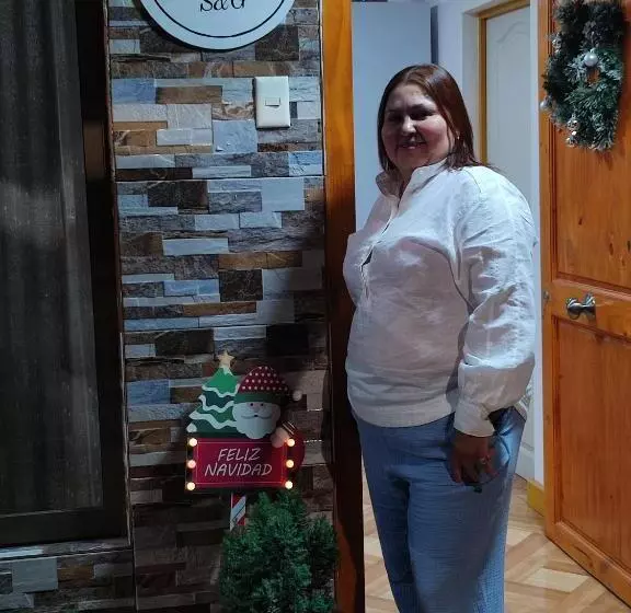 هاستل Hostal Familiar S&g