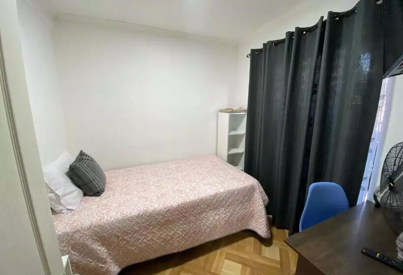 هاستل Hostal Familiar S&g