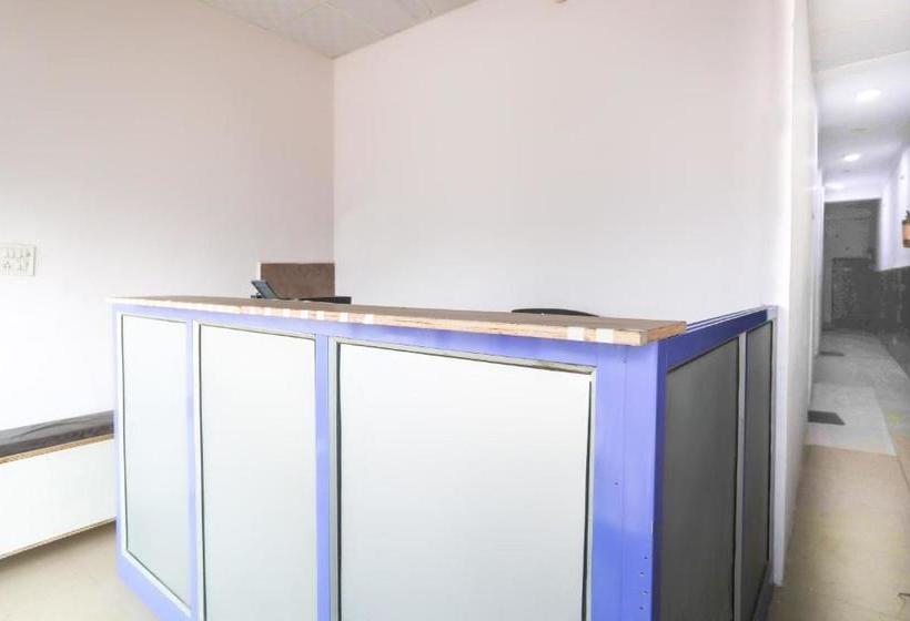 Hotel Oyo 68023  Sun Star