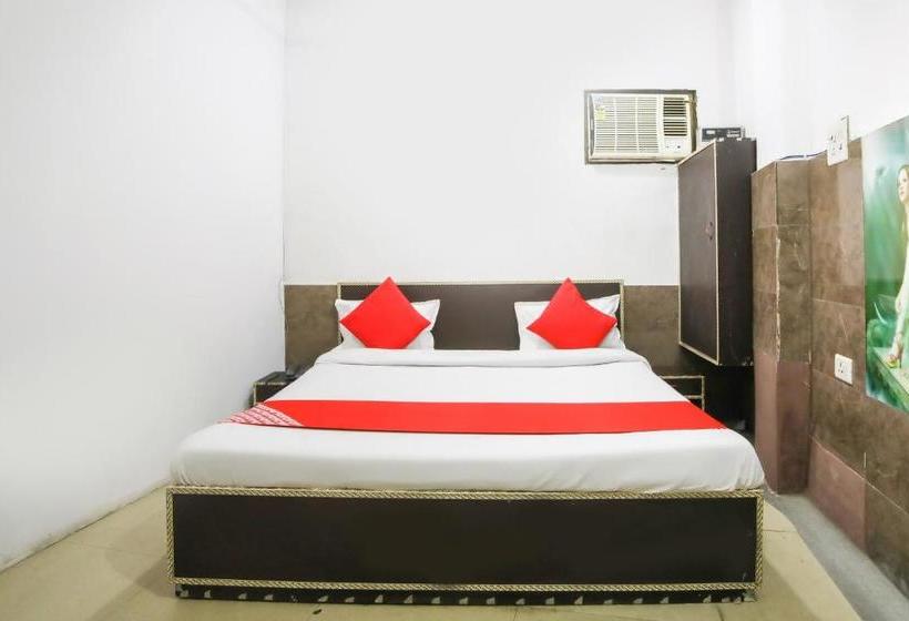 Hotel Oyo 68023  Sun Star