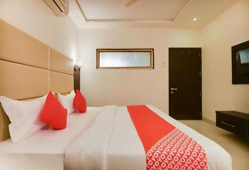 فندق Billys International