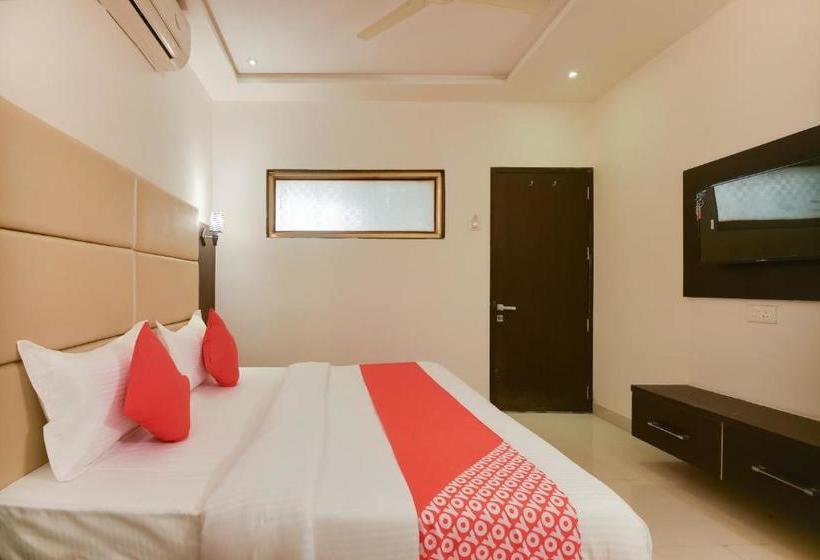 فندق Billys International