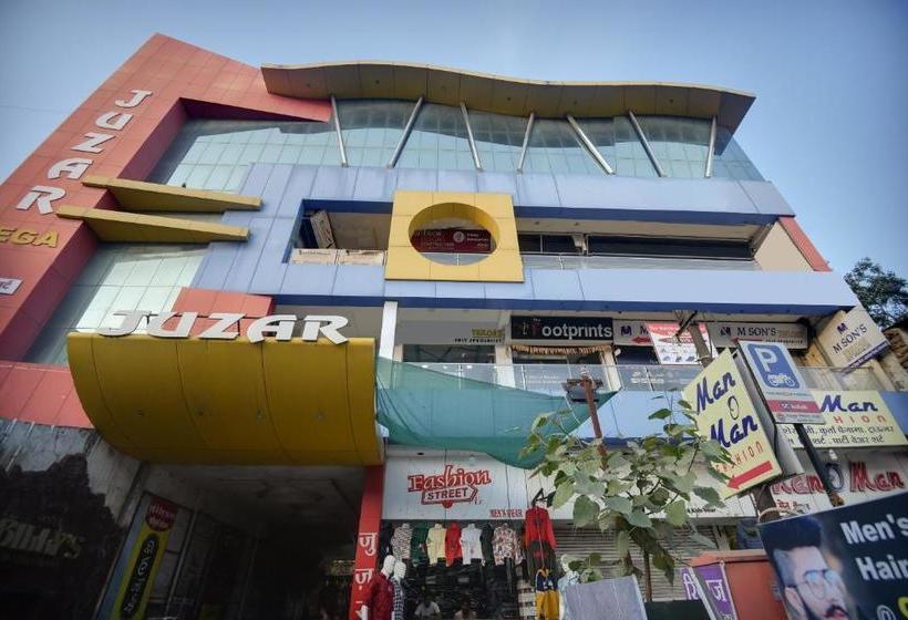 فندق Billys International