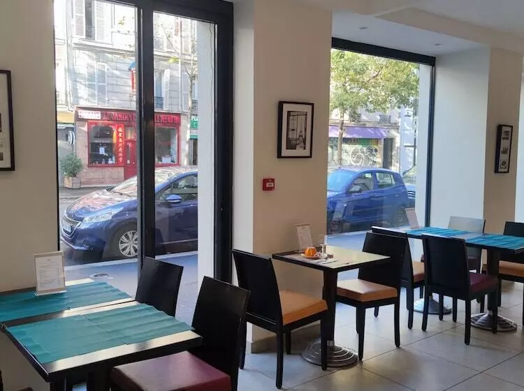 ホテル Hôtel Le National Clichy Paris