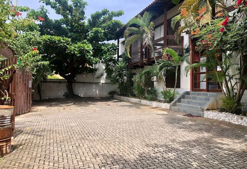 پانسیون Pousadazen Bougainville