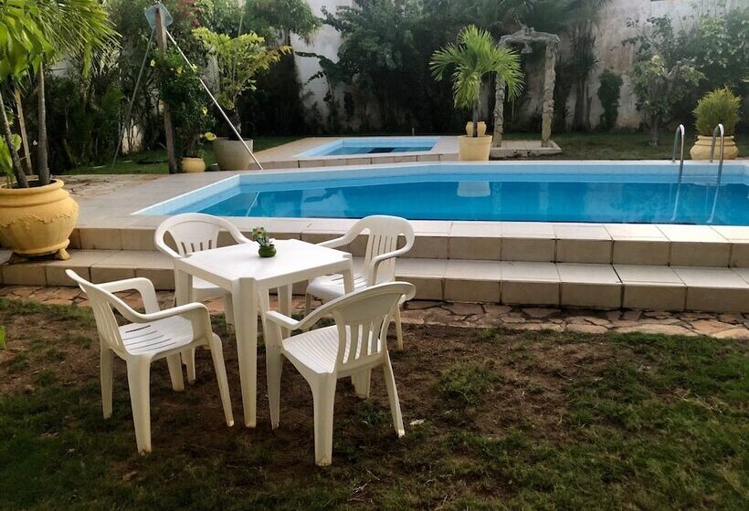 پانسیون Pousadazen Bougainville