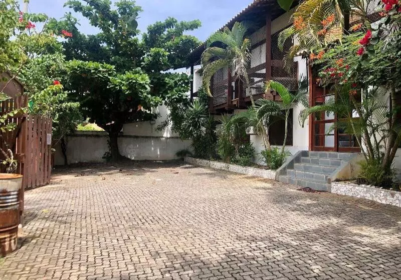 پانسیون Pousadazen Bougainville