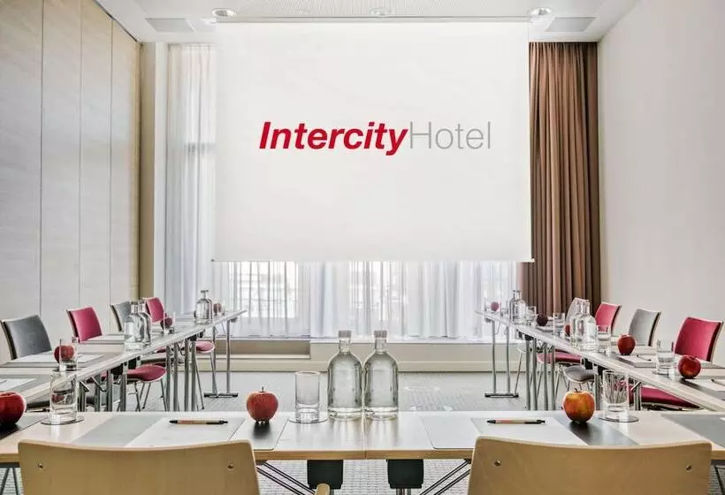 Intercityhotel Hamburg Barmbek