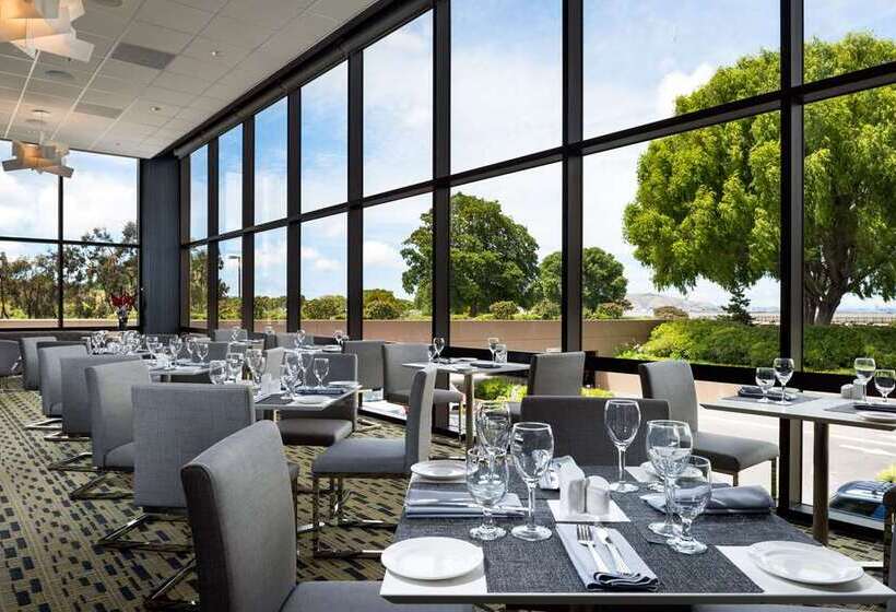 فندق Hilton San Francisco Airport Bayfront