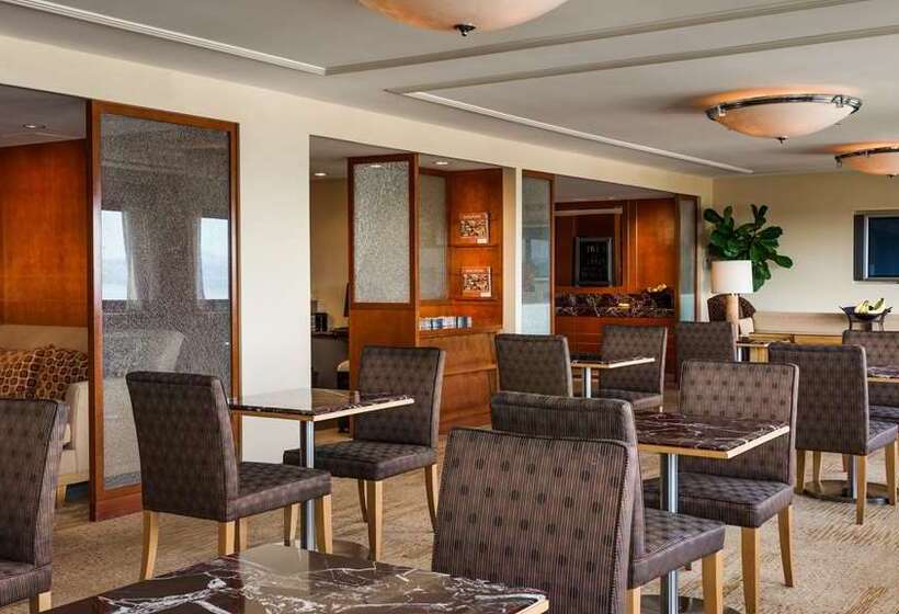 فندق Hilton San Francisco Airport Bayfront