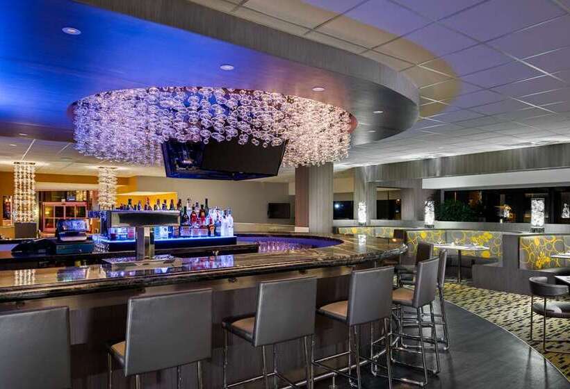 فندق Hilton San Francisco Airport Bayfront