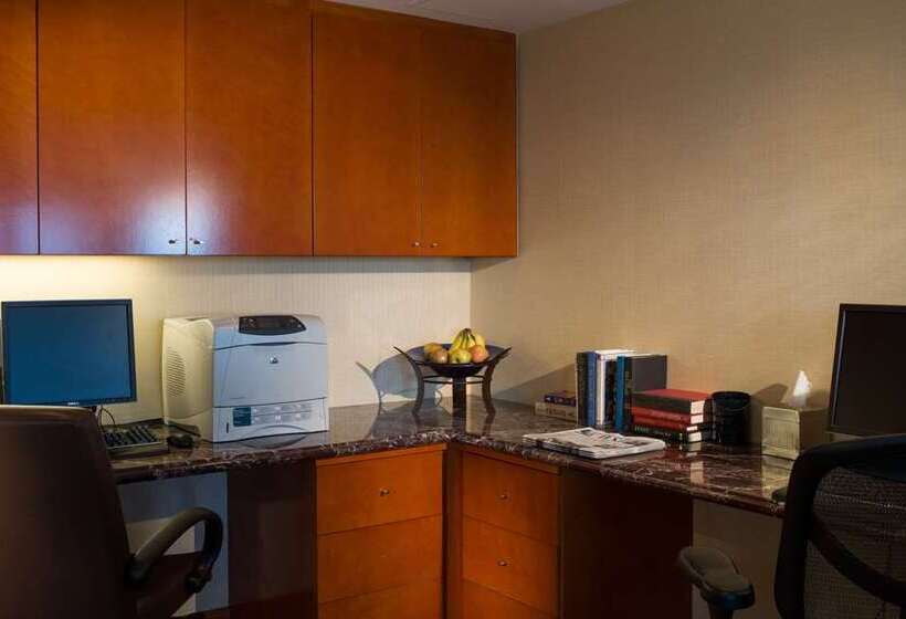 فندق Hilton San Francisco Airport Bayfront