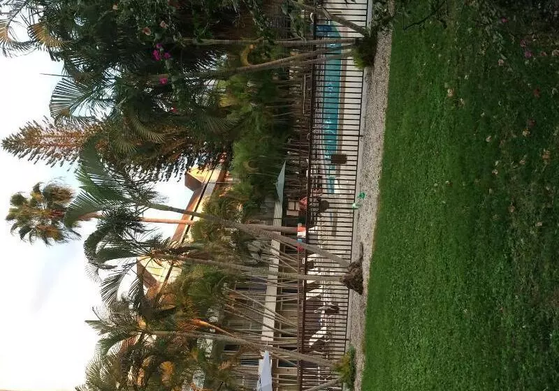 فندق Lantern Inn & Suites  Sarasota