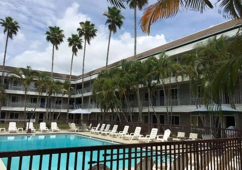 فندق Lantern Inn & Suites  Sarasota