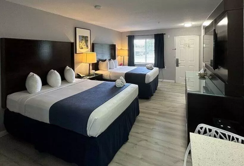 فندق Lantern Inn & Suites  Sarasota