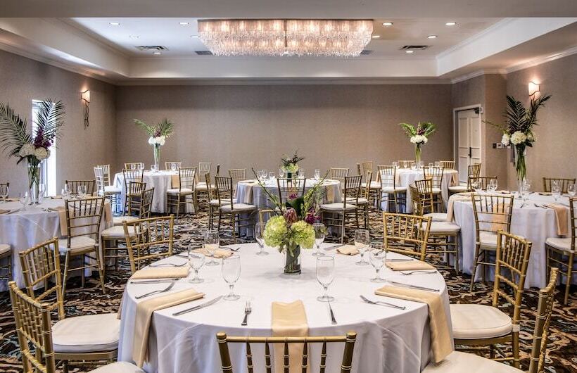 Hotel One Ocean Resort And Spa