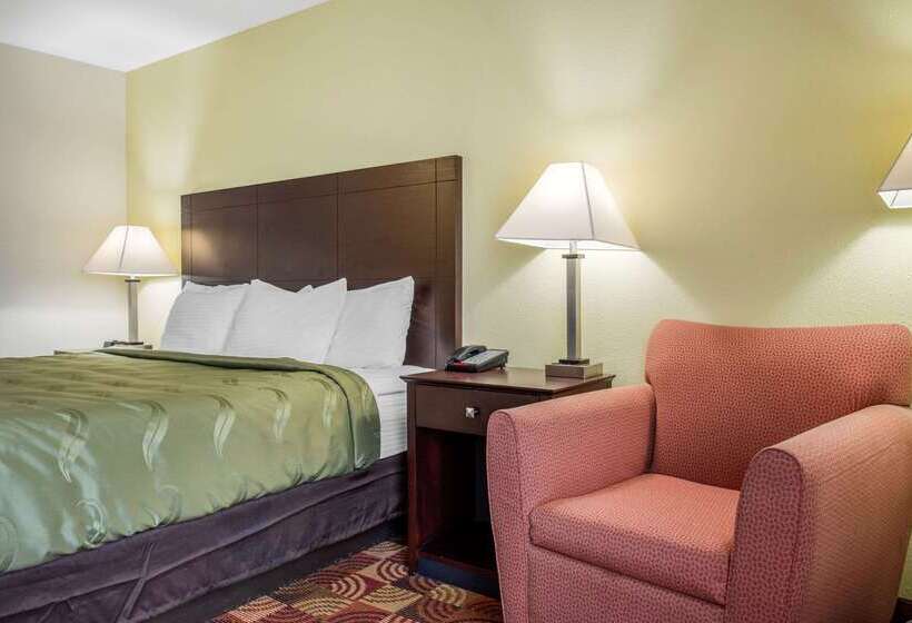 فندق Quality Inn Bloomington Near University