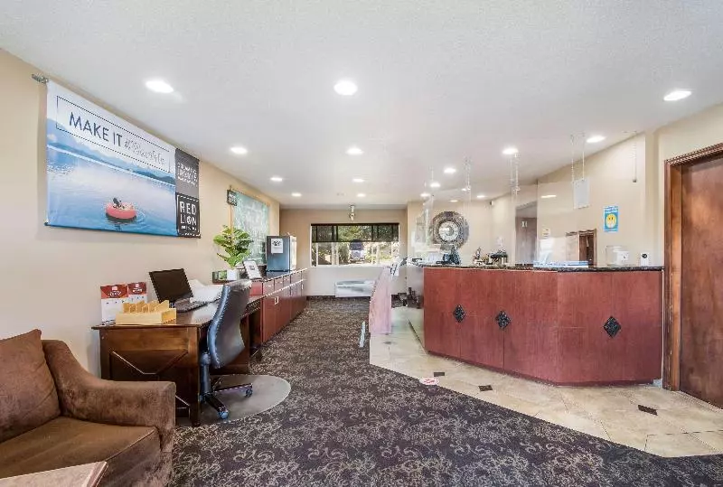 هتل Red Lion Inn & Suites Vancouver