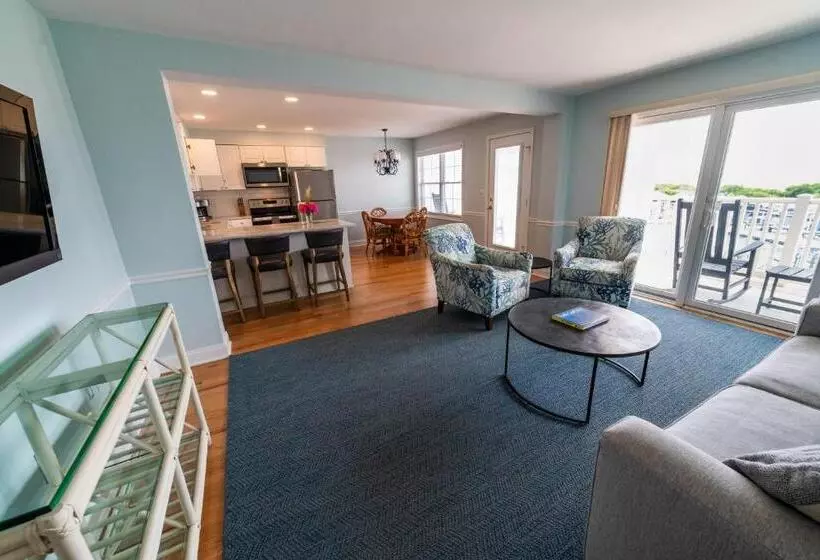 호텔 Sandpiper Beach Club