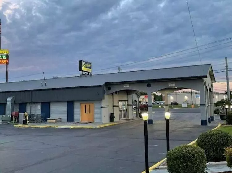 ホテル Scottish Inns Manchester