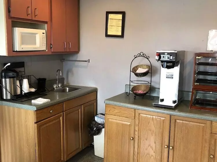 ホテル Scottish Inns Manchester