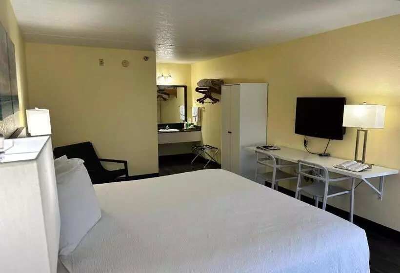 هتل Seven Gables Inn