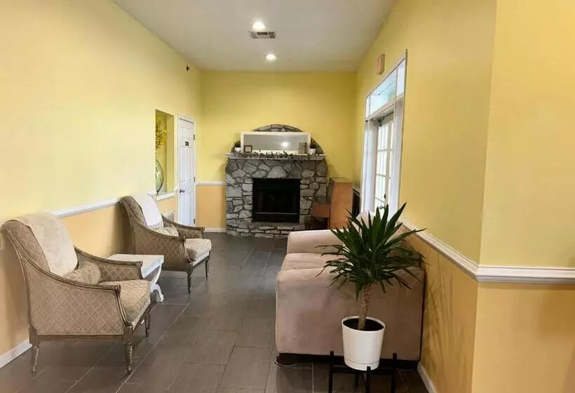 هتل Seven Gables Inn