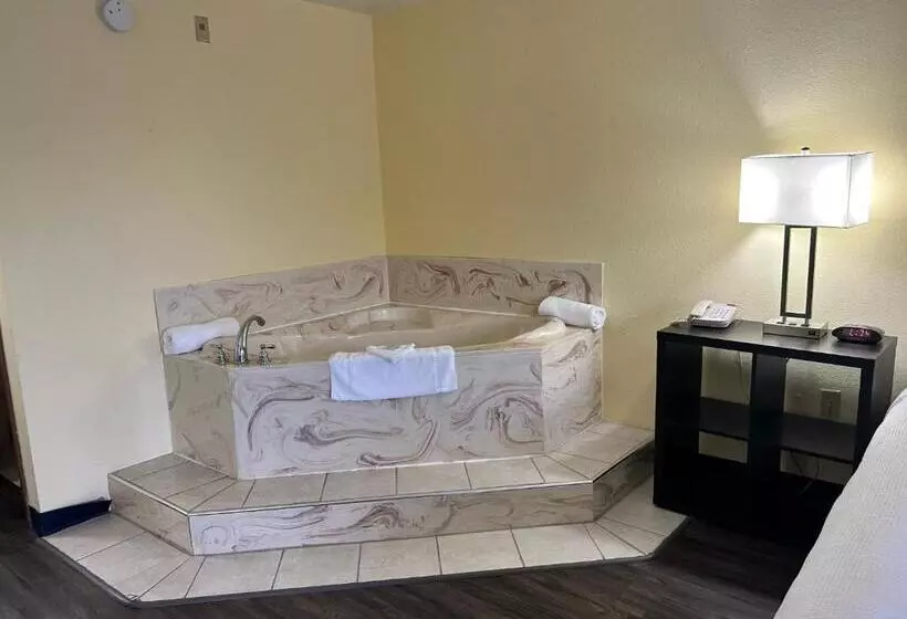 هتل Seven Gables Inn