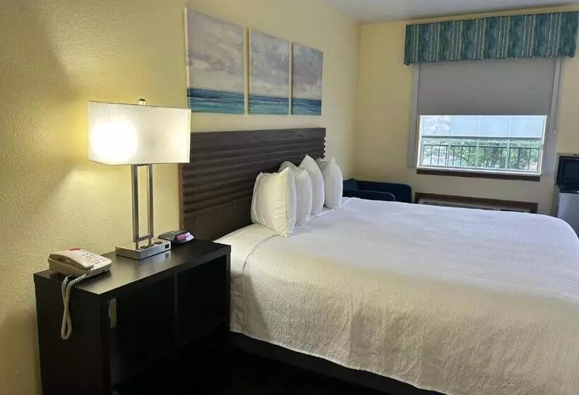 هتل Seven Gables Inn