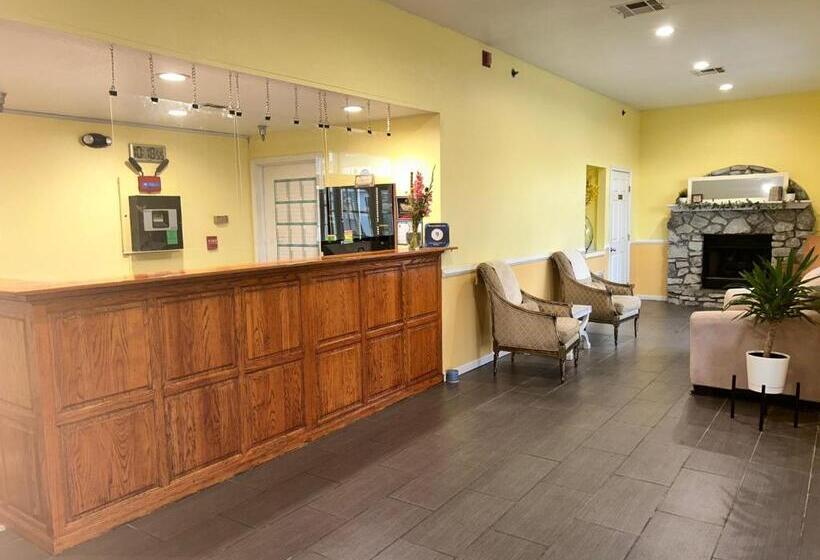 فندق Seven Gables Inn