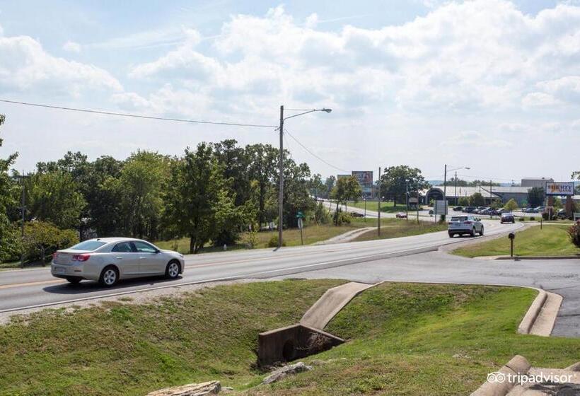 فندق Seven Gables Inn