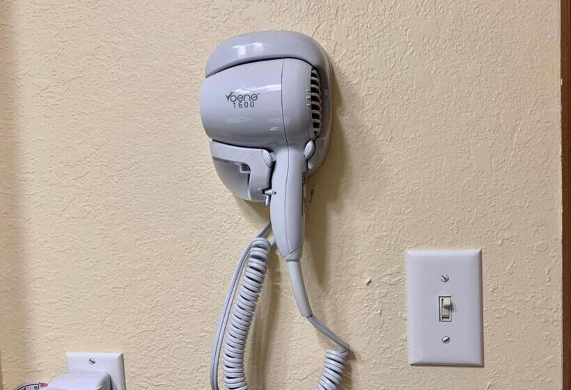 فندق Seven Gables Inn