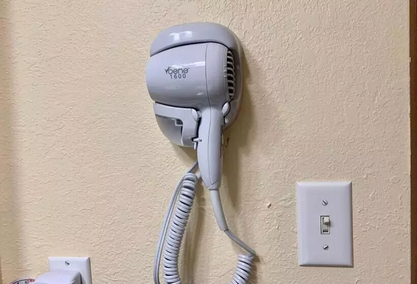 هتل Seven Gables Inn