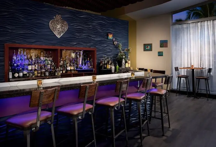 Santa Maria Suites Resort
